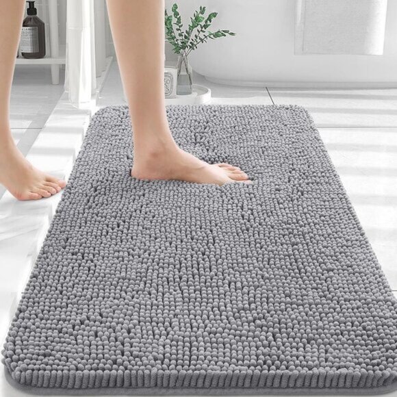 New 30in x 20in Grey Chenille Bath Rug, Soft, Absorbent, Quick Dry Bathroom Mat